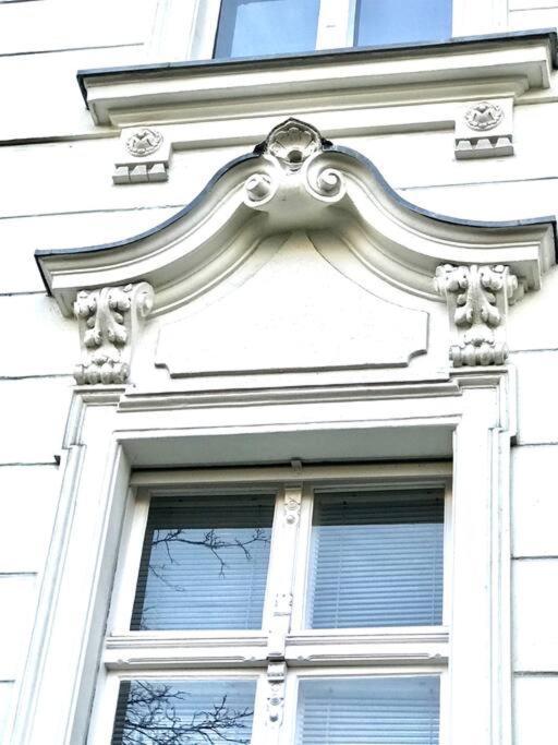 Ground Floor In Villa In Charlottenburg Garden View Berlin Eksteriør billede